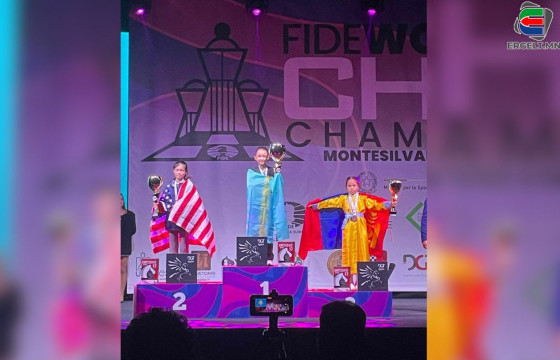 ТАВДУГААР АНГИЙН СУРАГЧ И.ЦЭЛМҮҮН ШАТРЫН ДАШТ-ЭЭС ХҮРЭЛ МЕДАЛЬ ХҮРТЛЭЭ