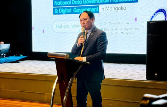 Ц.Баатархүү: AI-ийг шийдвэр гаргалтад ашиглахад өгөгдлийг эргэлтэд орууллаа