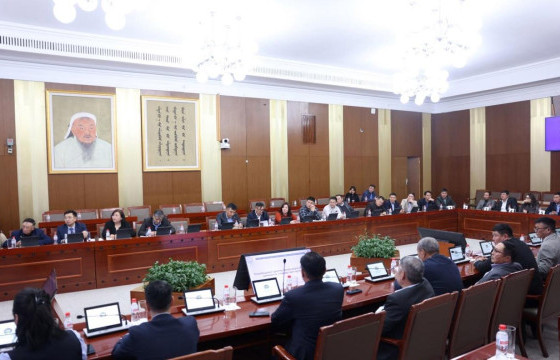 Газар тариалангийн салбарын тулгамдсан асуудал, нөхцөл байдлын талаар хэлэлцлээ