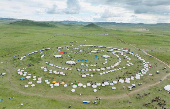 НҮҮДЭЛЧИН ДЭЛХИЙН СОЁЛЫН ФЕСТИВАЛЬД 169 МЯНГАН ХҮН ЗОЧИЛЖ, ОРОЛЦЛОО