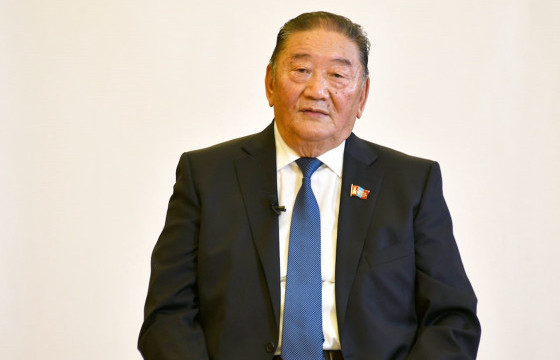 Ж.Гомбожав: 1924 онд улс төр, эдийн засаг, нийгмийн нөхцөл байдал маш хүнд байсан ч өвөг дээдэс маань ухаанаа зарж, анхдугаар Үндсэн хуулиа баталж чадсан