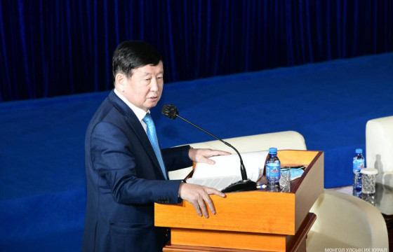 Монгол Улсын Гавьяат хуульч Д.Лүндээжанцан: Улс орны бүхий л зүйл Үндсэн хуулиасаа эх үүсэлтэй