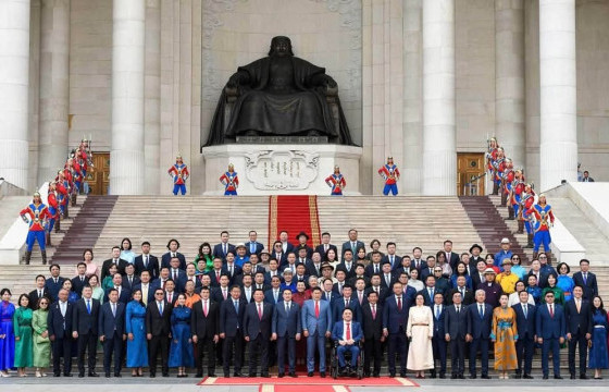 УИХ-ЫН ГИШҮҮДИЙГ ФОРМЖУУЛЪЯ