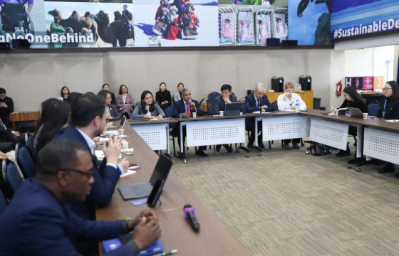 ЗАЛУУЧУУДЫН ХӨГЖЛИЙГ ДЭМЖИХ СТРАТЕГИ ТӨЛӨВЛӨГӨӨГ НҮБ, ДИПЛОМАТ ТӨЛӨӨЛӨГЧДӨД ТАНИЛЦУУЛЛАА