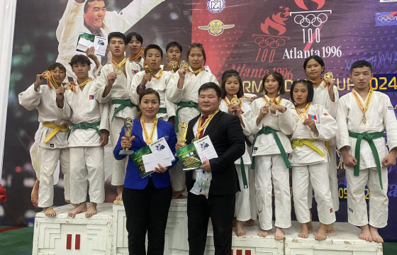 “UB central sport Hall”  төвийн тамирчид 2024 онд 244 алт, 199 мөнгө, 411 хүрэл медаль хүртжээ