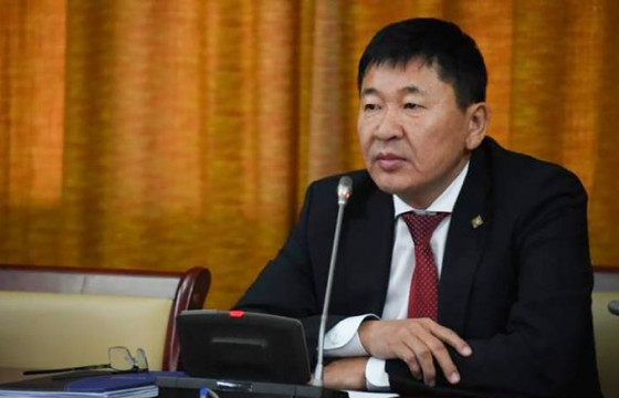 Б.ДЭЛГЭРСАЙХАН: ТӨМӨР ЗАМТАЙ БОЛЛОО ГЭЭД АВТОМАШИНААР ЗӨӨХ НҮҮРСНИЙ ХЭМЖЭЭГ БАГАСГАХГҮЙ