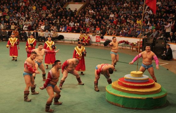 Шинэ үндсэн хууль батлагдсаны 33 жилийн ойд зориулсан бөхийн барилдаан болно