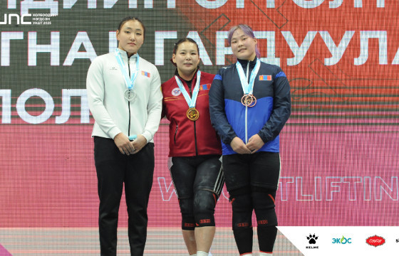 Дэлхийн аварга М.Анхцэцэг 2025 оны улсын аварга боллоо