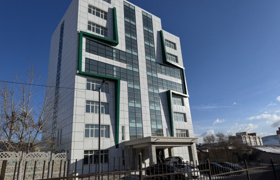 Ж.Чинбүрэн: Улсын төсвийн найман тэрбум төгрөгөөр Баянзүрх дүүрэгт барьсан 160 ортой шинэ эмнэлгийг ашиглахгүй байна