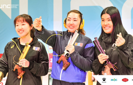 Т.Баярцэцэг хийн гар бууны улсын аварга боллоо