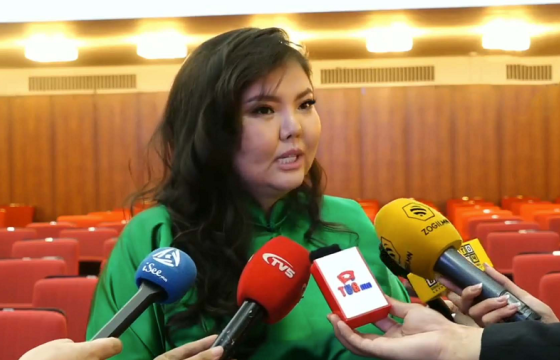 М.НАРАНТУЯА-НАРА: Хурдан морины уралдаан зохион байгуулахыг эсэргүүцсэн УИХ-ын гишүүдийн амь нас, үр хүүхдийг заналхийлж байна