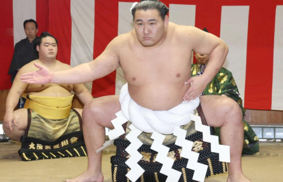 Хоошорюү Бямбасүрэн Ёкүзүногийн ёслогоо хийлээ