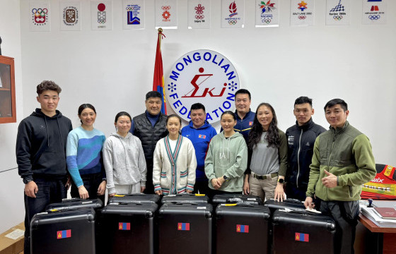 “ ХАРБИН-2025” Азийн наадамд уралдах цанын тамирчид хувцсаа гардан авлаа