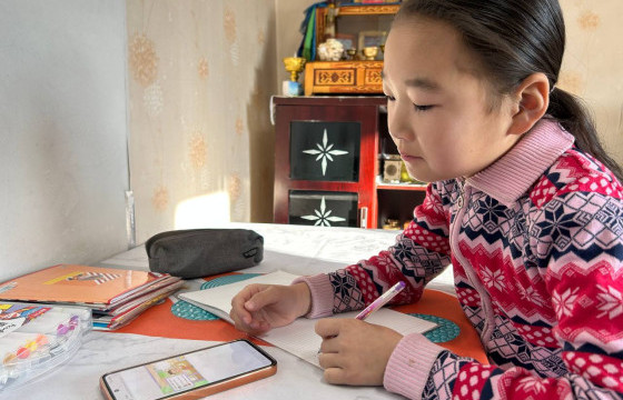 М.Энхмандах: Би хүн ба орчин интерактив хичээлд дуртай 