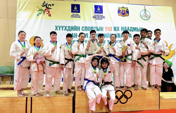 “Champions” клуб ХУД-ийн тэмцээнээс 7 алт, 4 мөнгө, 7 хүрэл медаль хүртжээ