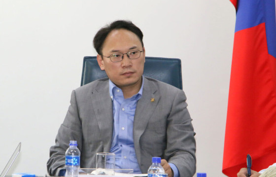 Ц..Баатархүү: Худал мэдээлэлтэй тэмцэх төв байгуулж, 5G сүлжээг улс даяар нэвтрүүлнэ