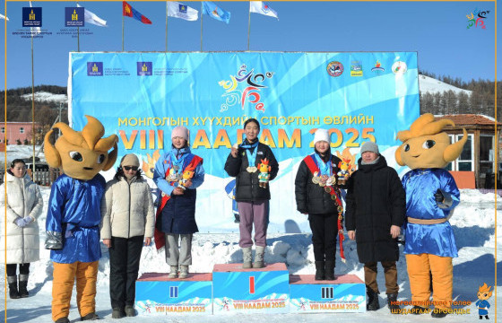 Хүүхдийн наадмын гүйлтийн тэшүүрийн аваргууд тодорлоо