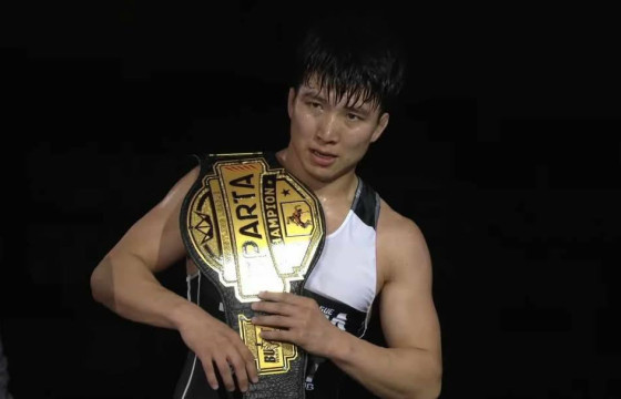 Ц.Цогбадрах халз барилдаанд ОХУ-ын Армазан Ферзалиевыг ялжээ