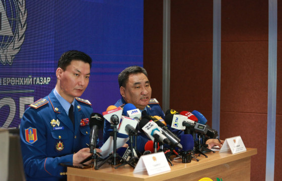 СҮХБААТАР АЙМГИЙН АСГАТ, ЭРДЭНЭЦАГААН СУМАНД ГАРСАН ХОЁР ХЭЭРИЙН ТҮЙМРИЙГ УНТРААХААР АЖИЛЛАЖ БАЙНА