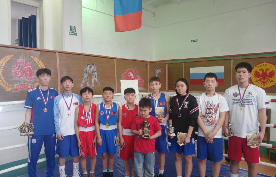 Боксчид ОХУ-ын тэмцээнээс дөрвөн алт, хоёр мөнгө, гурван хүрэл медаль хүртжээ