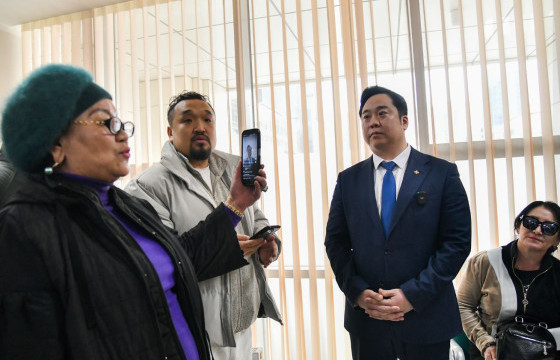 НИТХ-ЫН ДАРГА А.БАЯР О.ОТГОНТӨГС НАРЫН ИРГЭДИЙГ ХҮЛЭЭН АВЧ УУЛЗЛАА