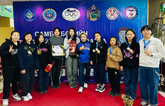 Хан-Уулын дүүргийн  самбын баг УАШТ-ээс гурван алт, хоёр мөнгө, гурван хүрэл медаль хүртэв