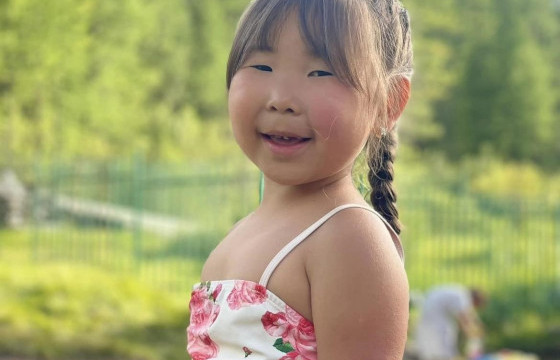 ЗУРГААН НАСТАЙ 