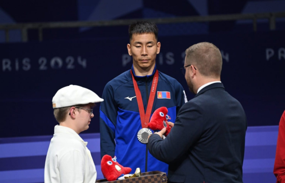 ЭНЭ ӨДӨР ГАВЬЯАТ ТАМИРЧИН Г.БОЛОР-ЭРДЭНЭ МЭНДЭЛЖЭЭ