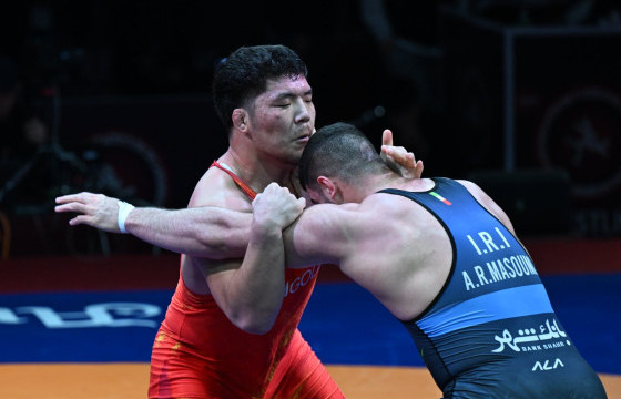 М. ЛХАГВАГЭРЭЛ АЗИ ТИВИЙН АВАРГААС МӨНГӨН МЕДАЛЬ ХҮРТЛЭЭ