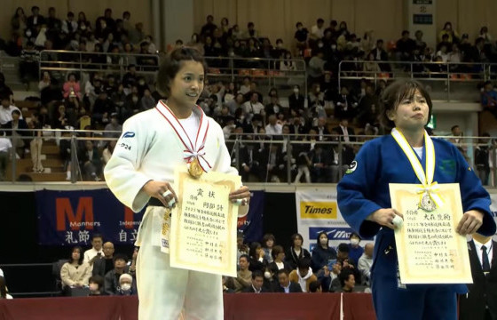 Ута Абэ 2025 оны бүх Японы аваргад түрүүллээ