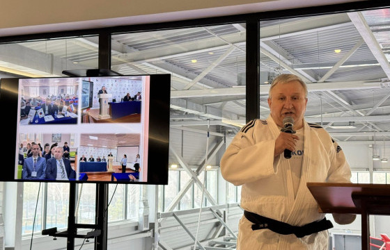 Багш нар Шелехов, Усолье Сибирск хотуудад туршлага судалж эхэллээ