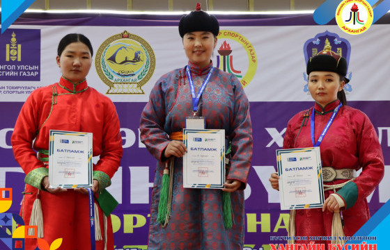 Хангайн бүсийн үндэсний сурын аваргууд тодорлоо