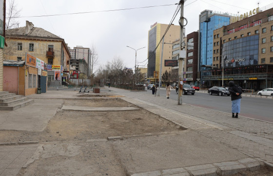 Нийслэлийн төвийн зургаан дүүрэгт 46 байршилд 645 зөвшөөрөлгүй ТҮЦ-ийг нүүлгээд байна