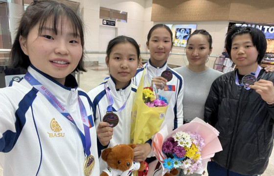 “Жүдо академи”-ийн жүдочид сурагчдын дэлхийн наадмаас нэг мөнгө, хоёр хүрэл медаль хүртжээ