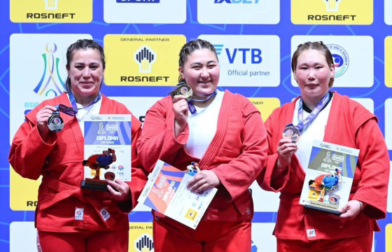 С.Буянзаяа байлдааны самбо бөхийн Азийн аваргаас хүрэл медаль авлаа