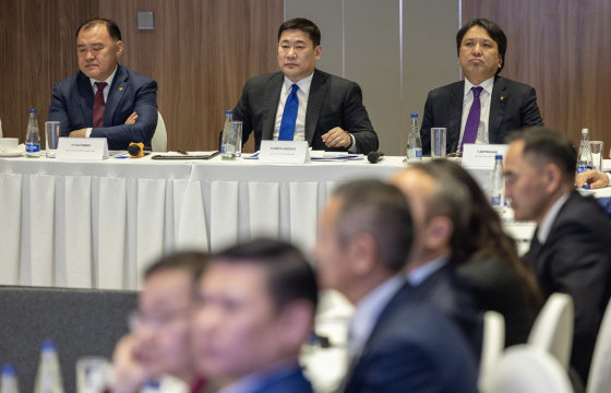 Л.ОЮУН-ЭРДЭНЭ: Нийгэм, эдийн засагт өгөөжөө өгөх хувийн хэвшлийн төсөлд Засгийн газар дэмжлэг үзүүлнэ