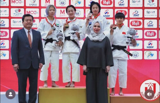 Б.Хорлоодой Азийн аваргаас мөнгөн медаль хүртжээ