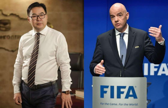 Олон Улсын Хөлбөмбөгийн Холбооны Ерөнхийлөгч  Жиованни Винченцо Инфантино Монголын Хөлбөмбөгийн Холбооны Ерөнхийлөгч Ц.Анандбазарт баяр хүргэж, мэндчилгээ ирүүлжээ