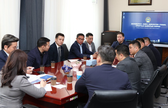 Спортын сургуулийн асуудлаар спортын холбоодтой санал солилцлоо  