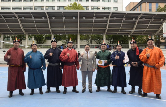 Пусан хотод оюутны спортын бага наадам болжээ