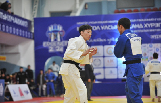 Ө.Жанцандорж“Астана-2025”-ын хүрэл медалийн төлөө барилдахаар боллоо