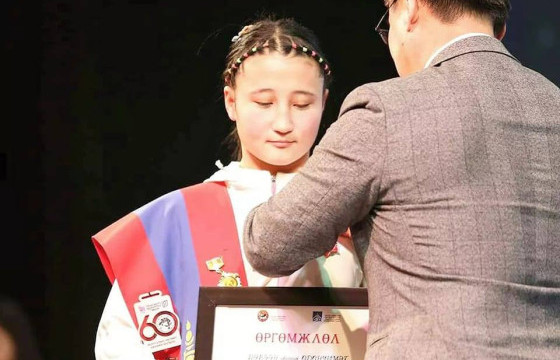 Ц.ОДОНЧИМЭГ: Чөлөөт бөхөөр хичээллээд удаагүй медаль хүртсэнээр энэ спортод эргэлт буцалтгүй дурлах болсон