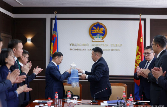 Ерөнхий аудитор С.Магнайсүрэн ажлаа хүлээн авчээ