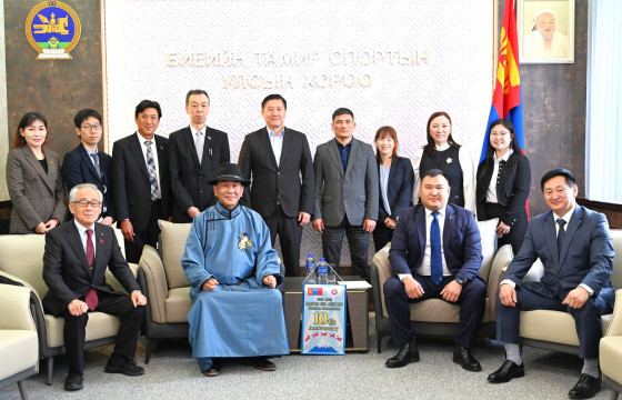 Биеийн тамирын арга зүй нарыг Яйзү хотод сургана