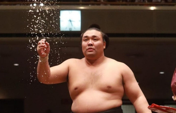 Нацү башёд Монгол сумод амжилттай барилдаж эхэллээ