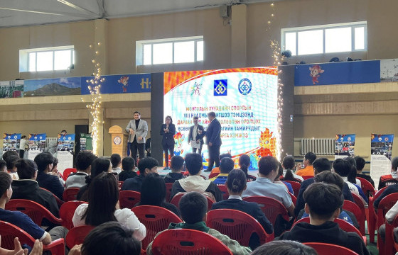 Дархан хот хүүхдийн спортын наадамд оролцох тамирчдад хүндэтгэл үзүүлэв