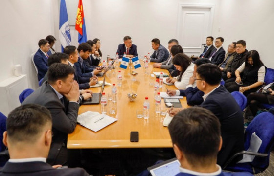 Б.Жавхлан уул уурхайн бүтээгдэхүүний биржийн арилжааны гол худалдан авагч талын төлөөллийг хүлээн авч уулзлаа