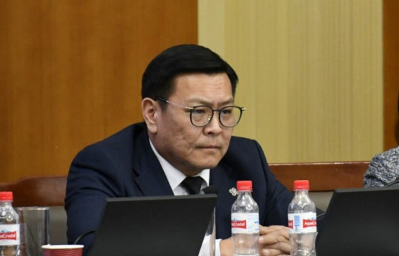 Б.БАЯРБААТАР: Ерөнхий сайдын хүү хуулийн өмнө хариуцлага хүлээх чадамжтай. Орлогоо нотолж, мэдүүлэг өгөх ёстой