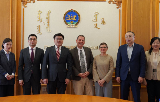 Азийн про боно чуулга уулзалтыг санаачлагч “Babseacle” байгууллагын Ерөнхий захирал Брюс Ласкийг хүлээн авч уулзлаа