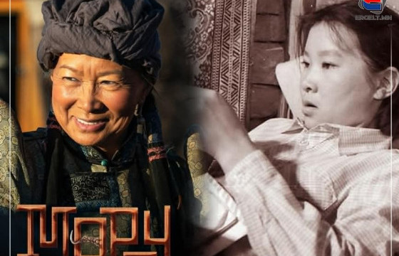 ҮЗЭГЧДИЙН ХАЙРТАЙ АРИУНААТАЙ ДУМААГИЙН ДҮРЭЭР УУЛЗАХ САЙХАН БАЙЛАА 